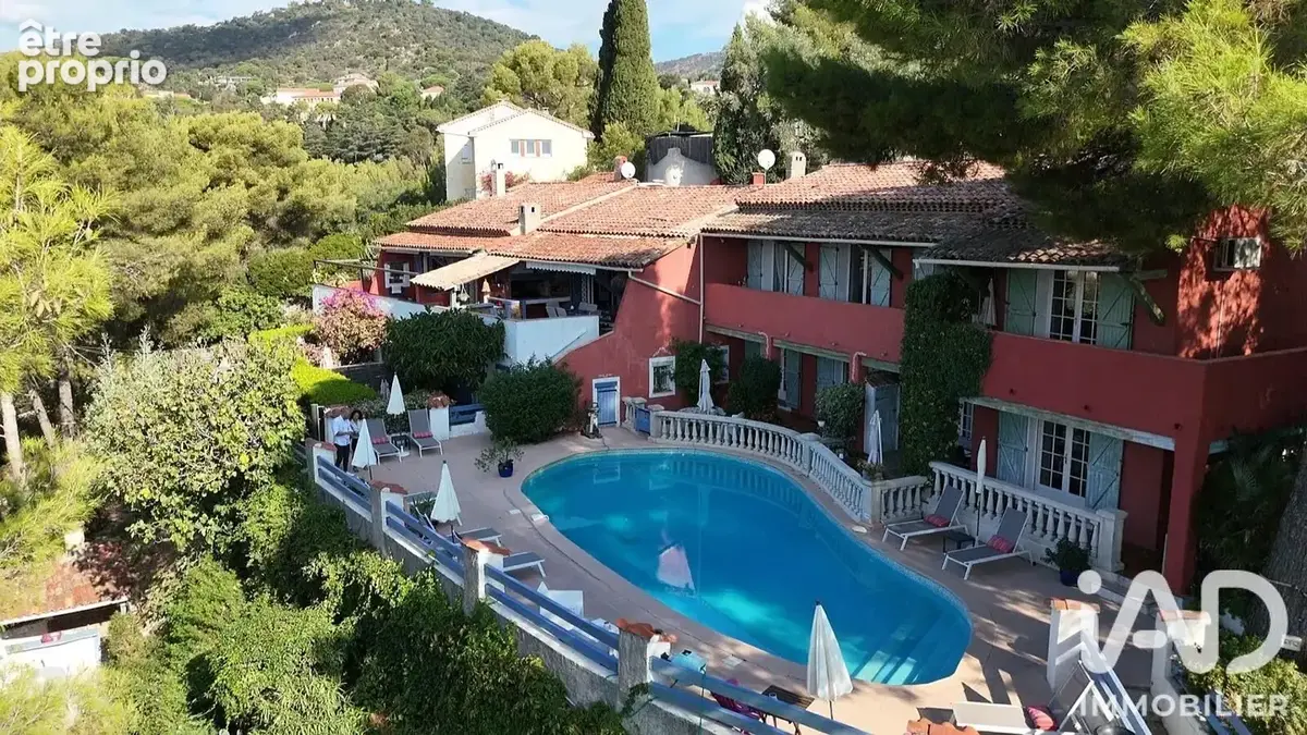 Photo 1 - Maison à BORMES-LES-MIMOSAS