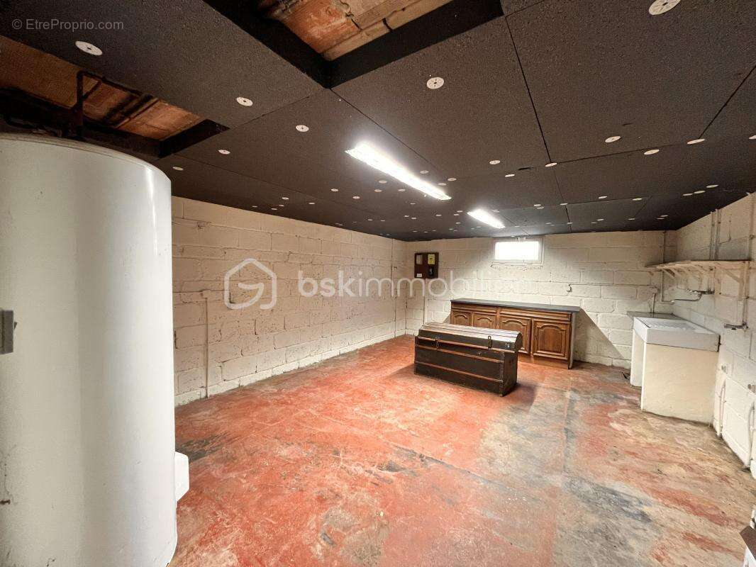 Maison 5 chambres, vie de plain-pied, sous-sol complet - photo 13