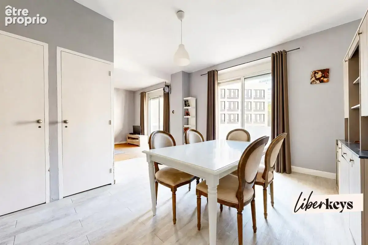 Nantes centre – 85 m², séjour de 32 m², extérieur et garage - photo 6