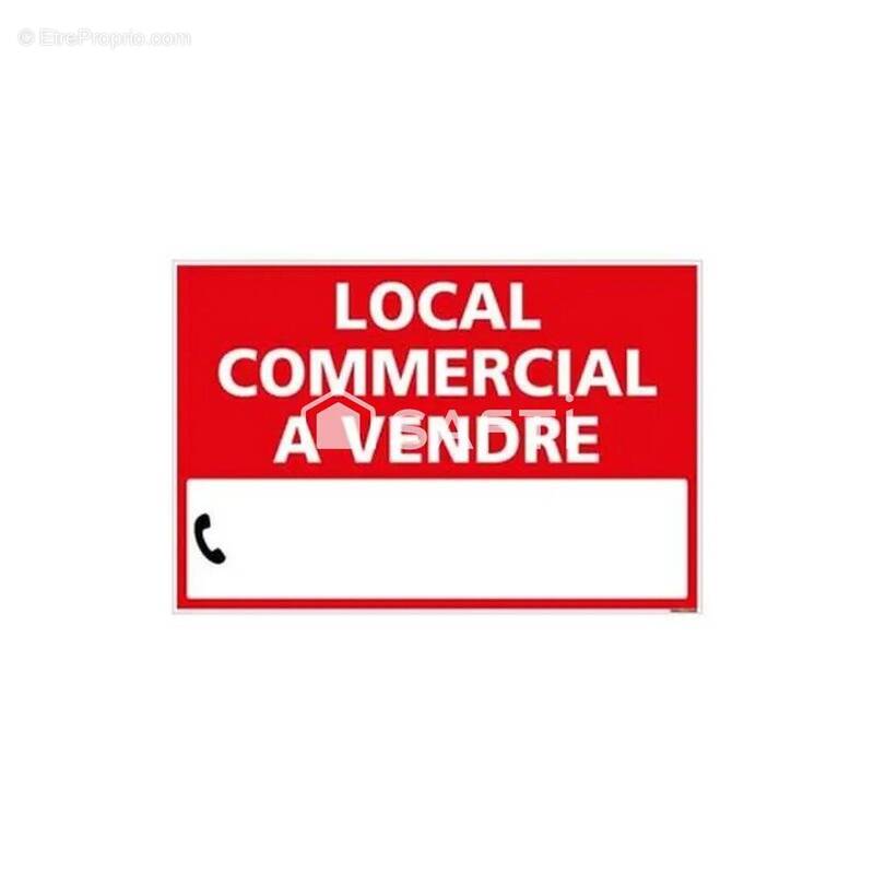 Photo 1 - Commerce à LE ROBERT