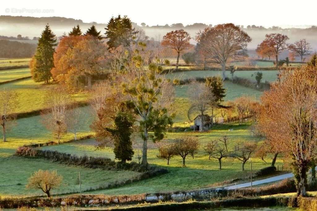 Maison à SAINT-MAURICE-PRES-PIONSAT
