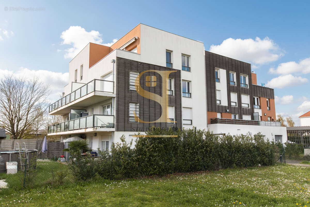 Appartement à MOISSY-CRAMAYEL