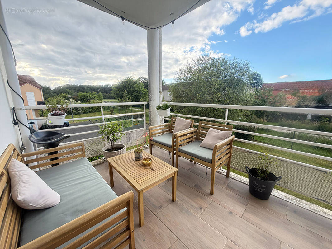 Appartement à BILLERE