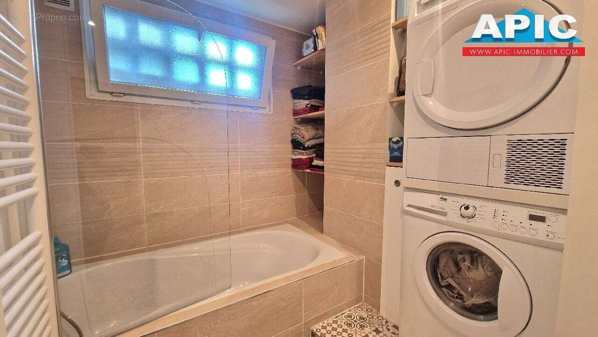 Appartement à GROSLAY