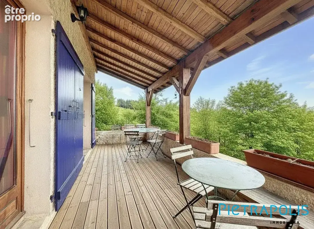 Maison 8 pièces 220 m² à vendre à Les Sauvages (69170) - photo 7