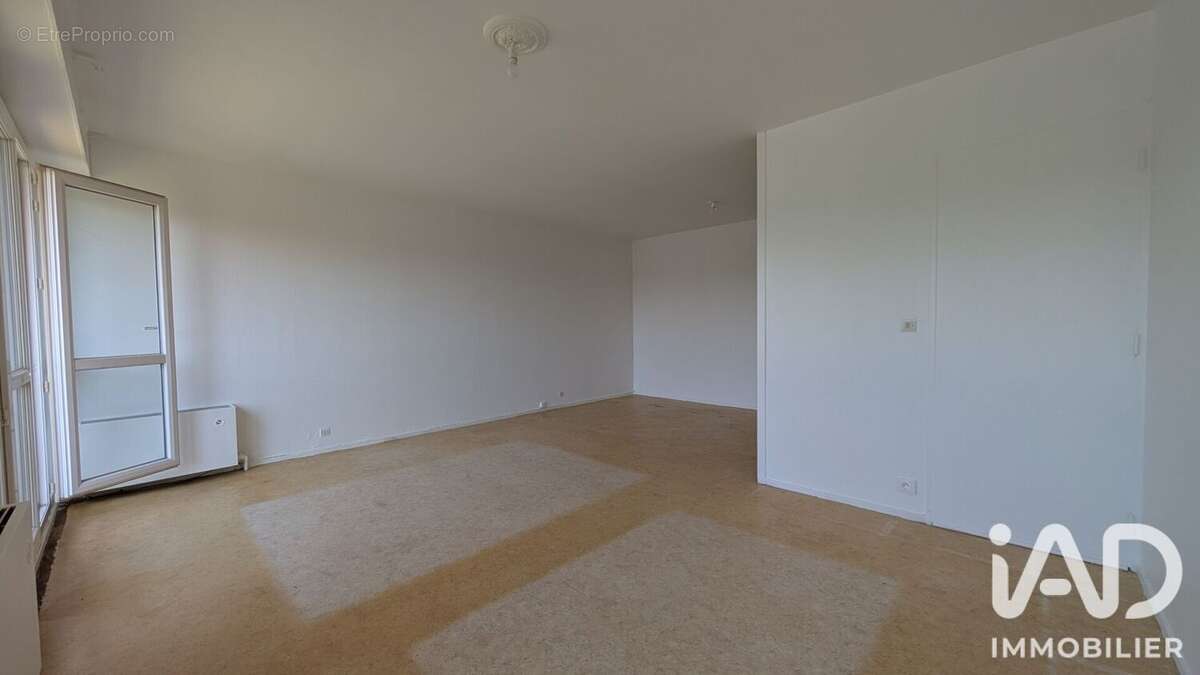 Photo 4 - Appartement à CERGY