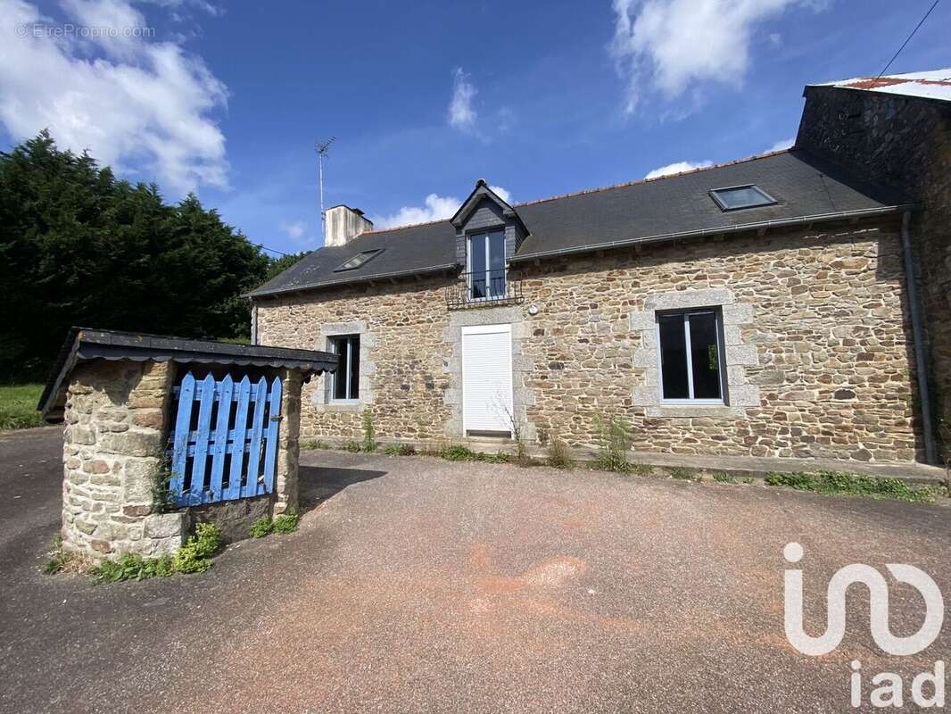 Photo 2 - Maison à COETLOGON