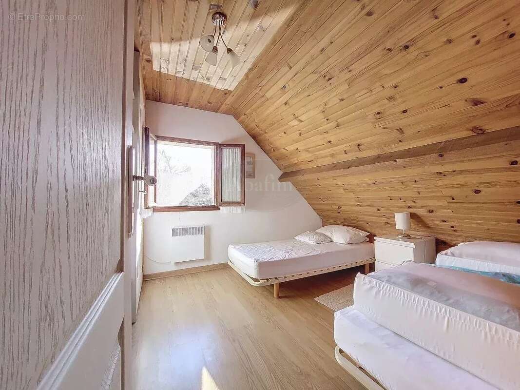 Maison à CHELLE-DEBAT