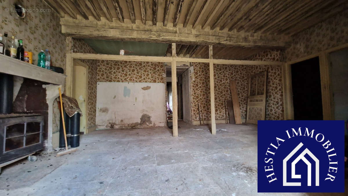 Maison à LACOUR-D&#039;ARCENAY