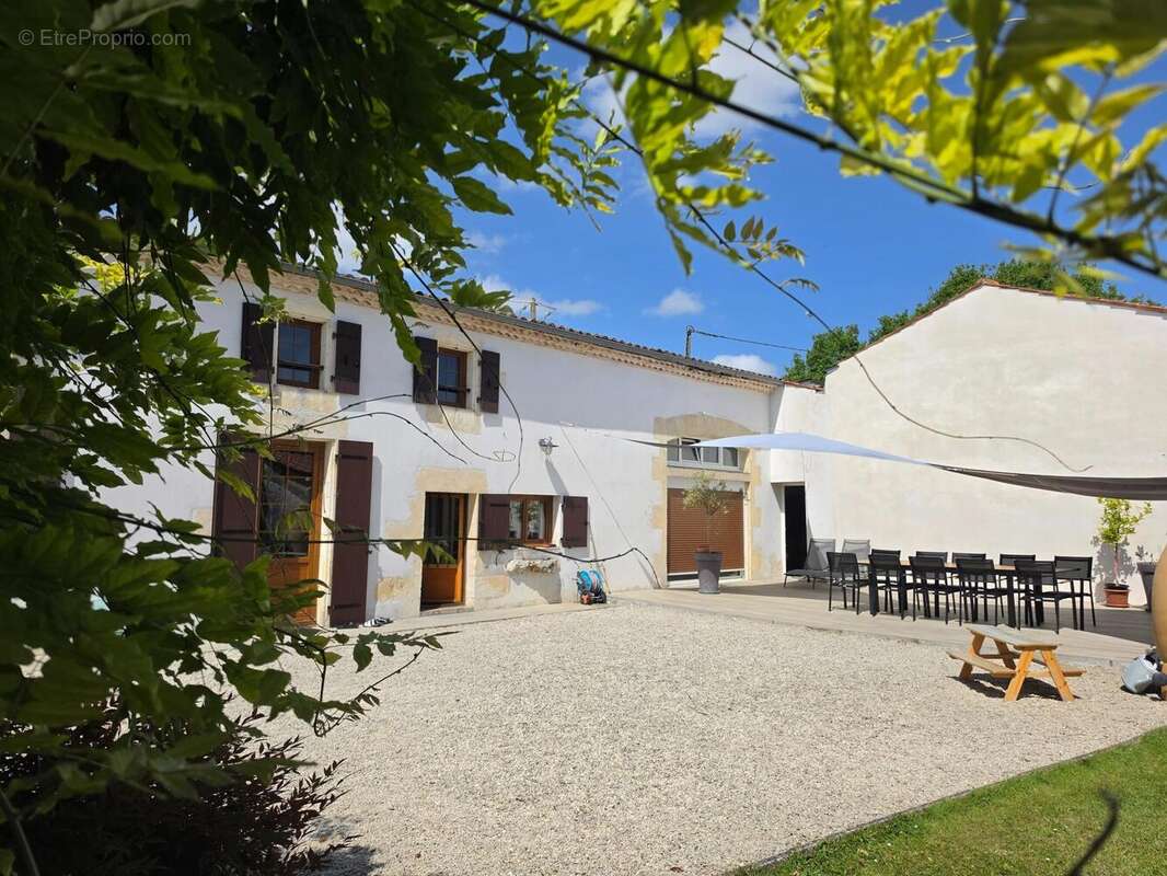 Photo 2 - Maison à ASNIERES-LA-GIRAUD