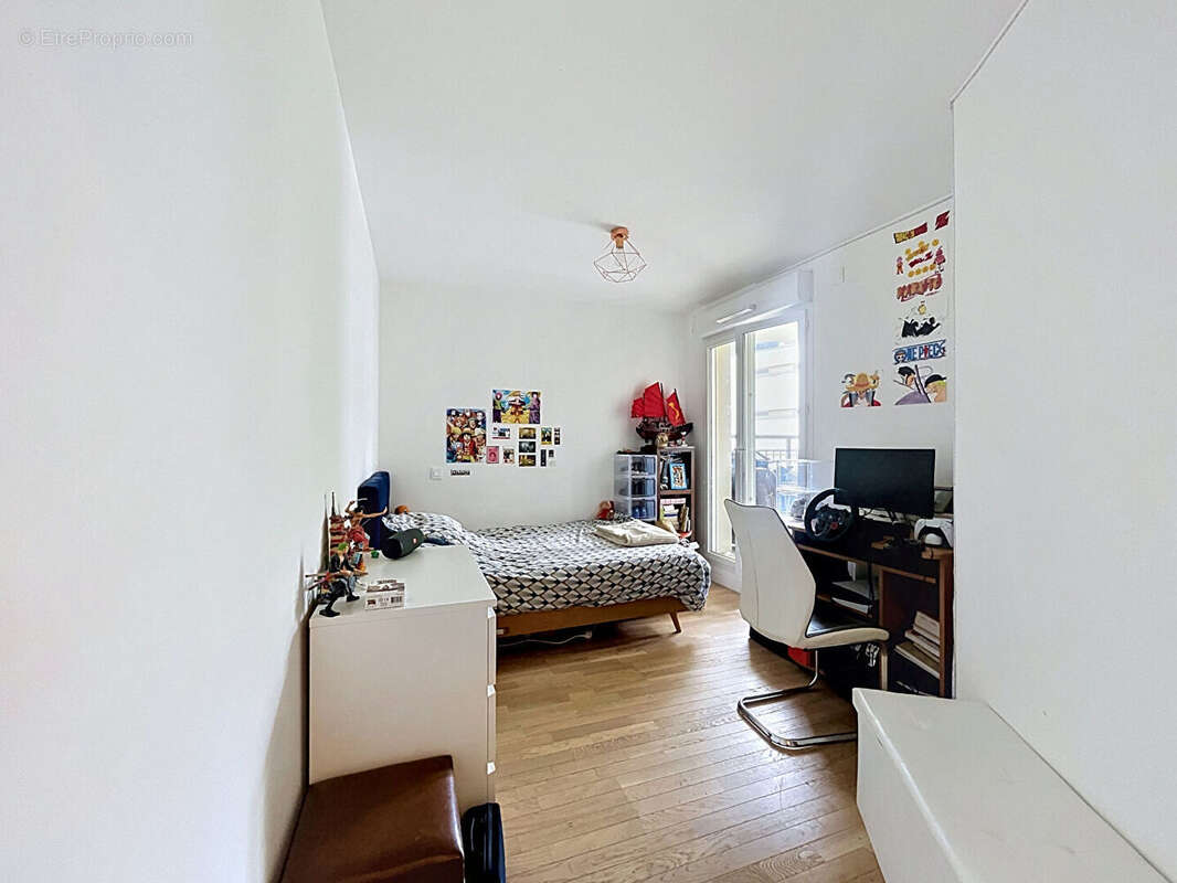 Appartement à LE PLESSIS-ROBINSON