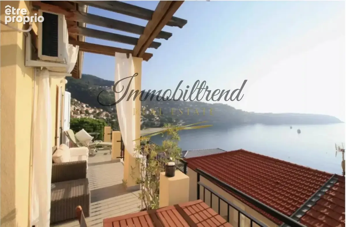 Appartement à ROQUEBRUNE-CAP-MARTIN