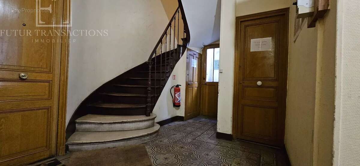 Appartement à COLOMBES