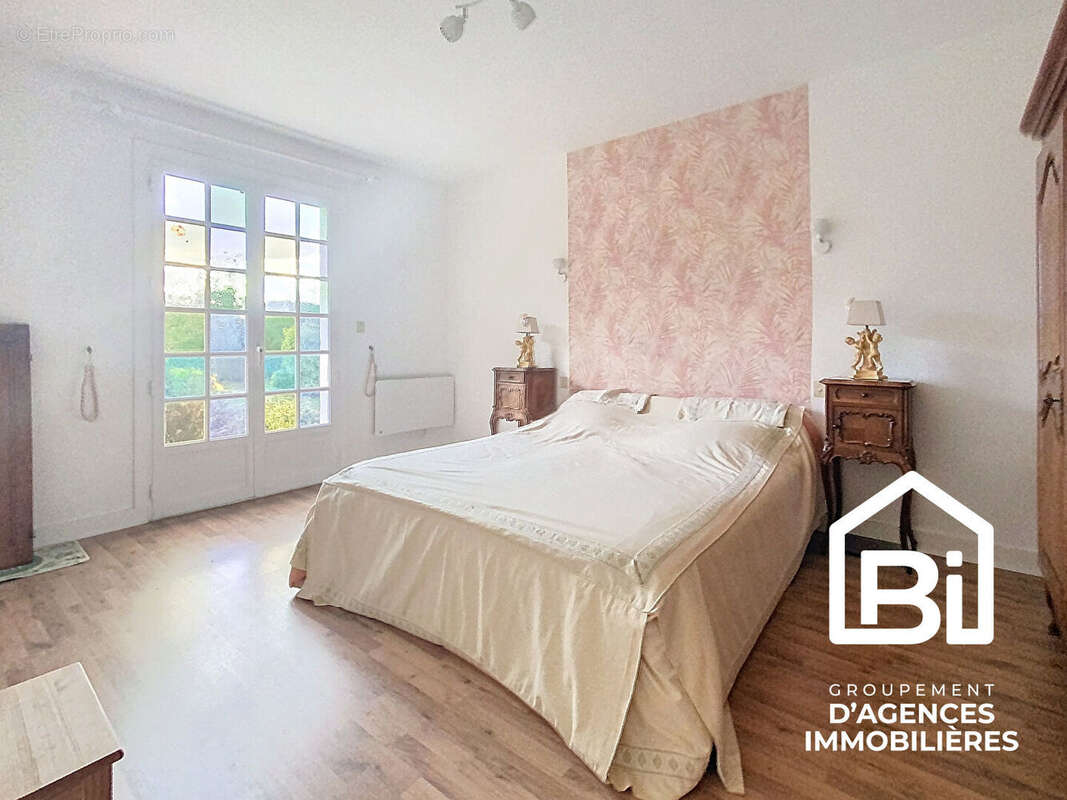 Maison à PONT-L'EVEQUE