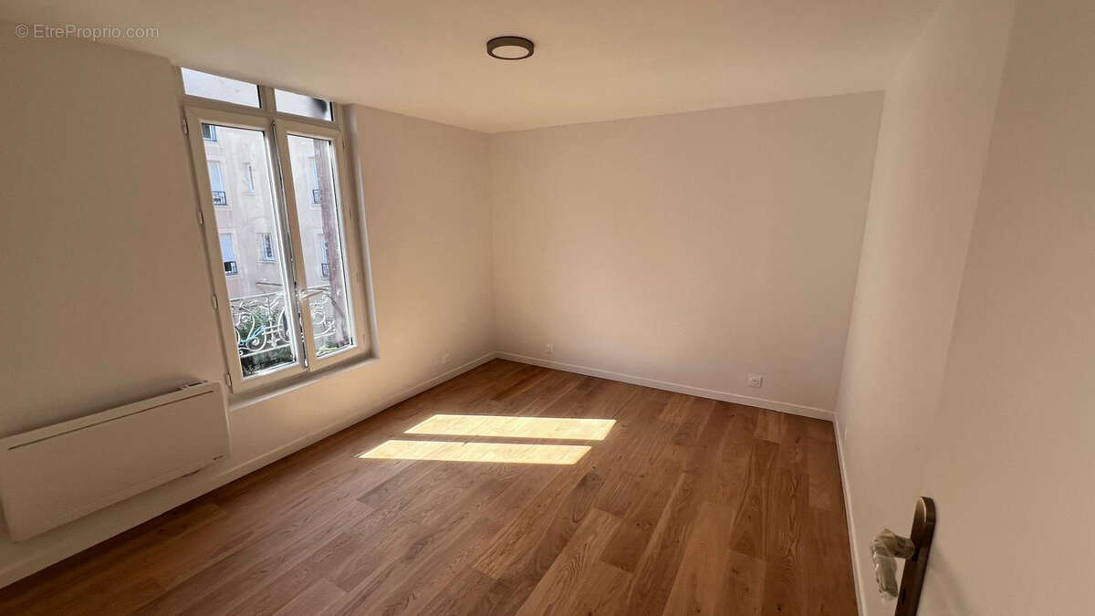 Appartement à BOIS-COLOMBES