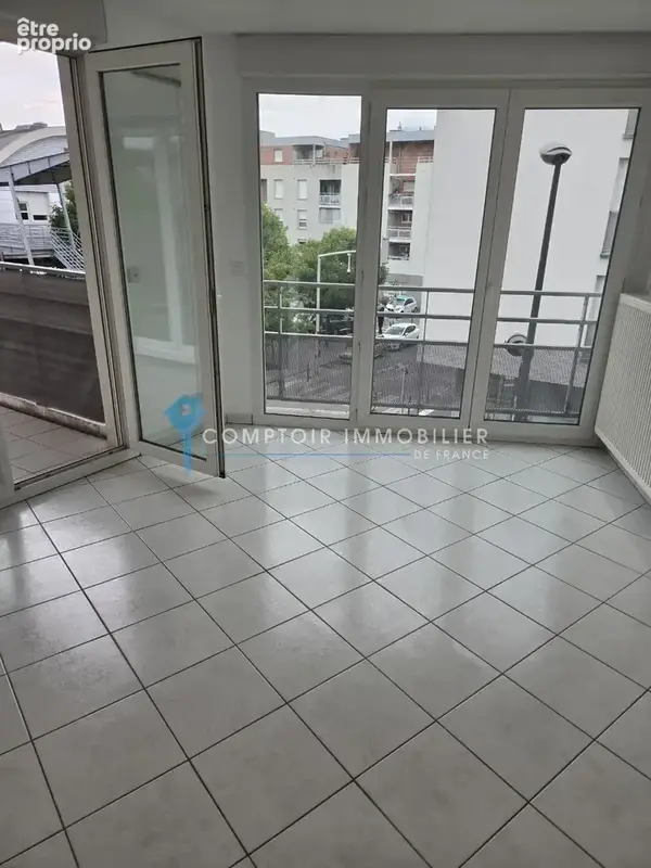 Isère (38) St Martin d'Hères -T3 - 63 m2 avec place de parking - photo 12
