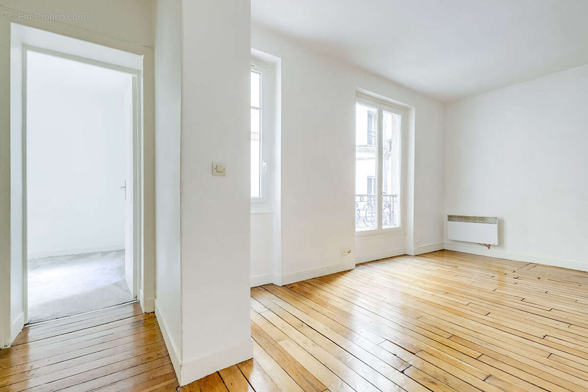 Appartement à PARIS-9E