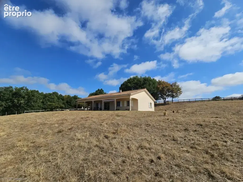 Maison Exceptionnelle avec Petite Equestre, Prairie Clôturée, Grand Terrain et Vues Magnifiques ! - photo 46