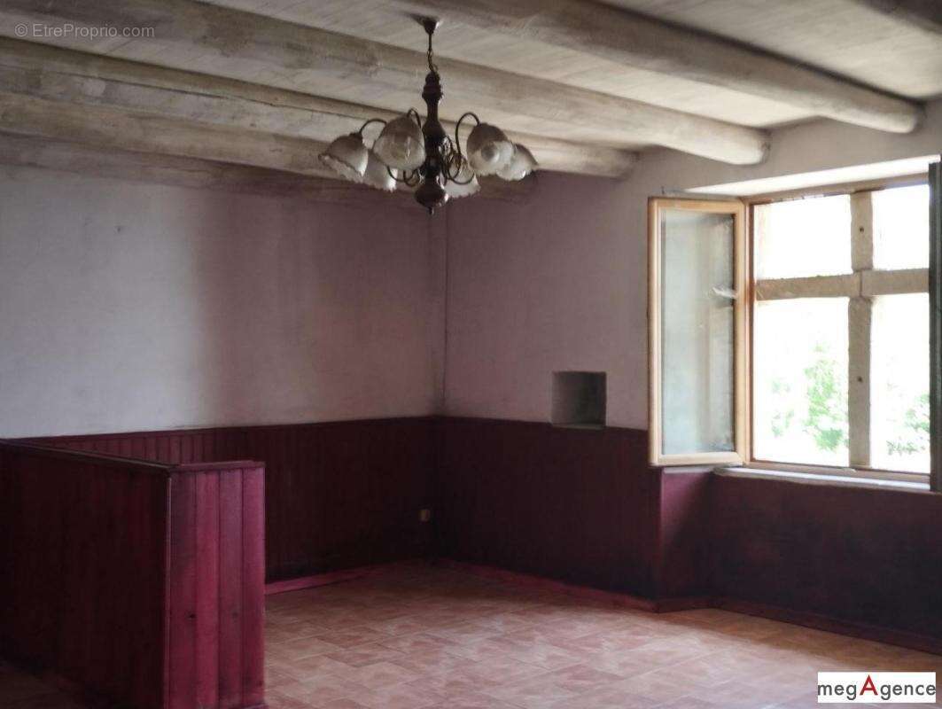 Maison 3 ch. sur 3000 m² – Le Pompidou - photo 2
