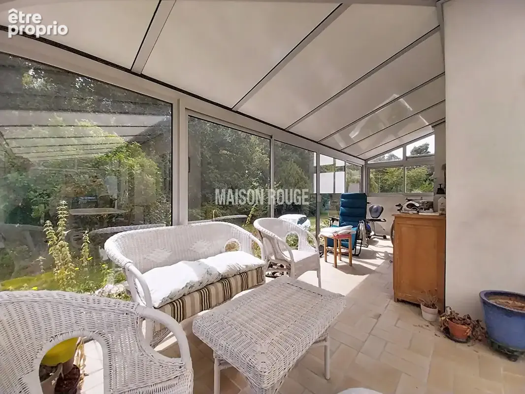 Pludual ,belle propriété familiale avec 4 chambres, gîte et 4 800 m² de terrain - photo 14
