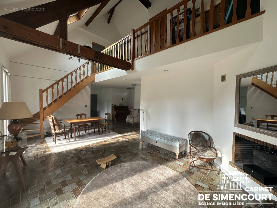 Maison à CAGNY