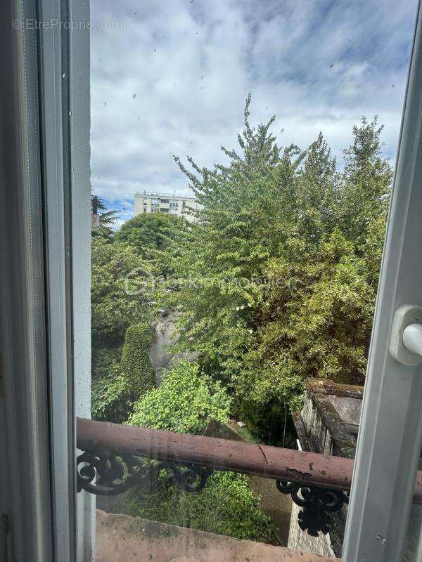Appartement à CORBEIL-ESSONNES