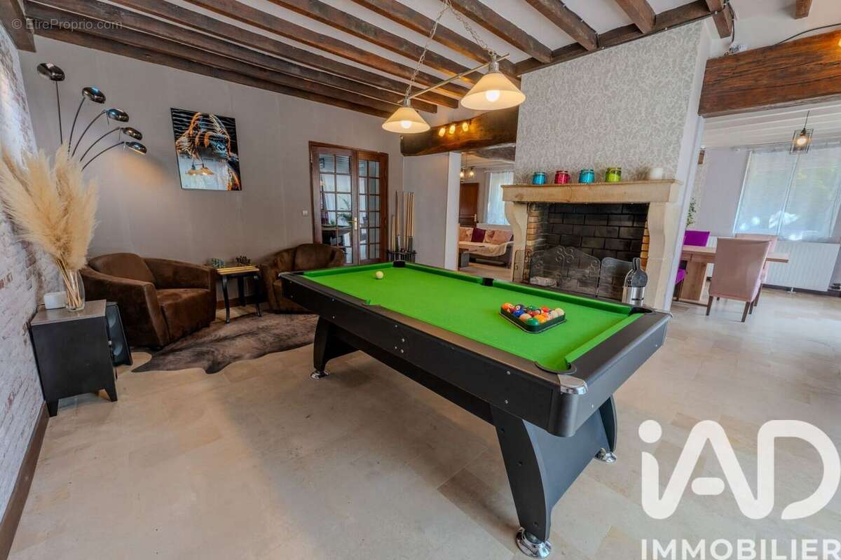 Maison 250 m² à Lixy  - photo 4
