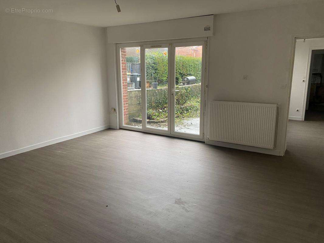 Maison à AUBERCHICOURT