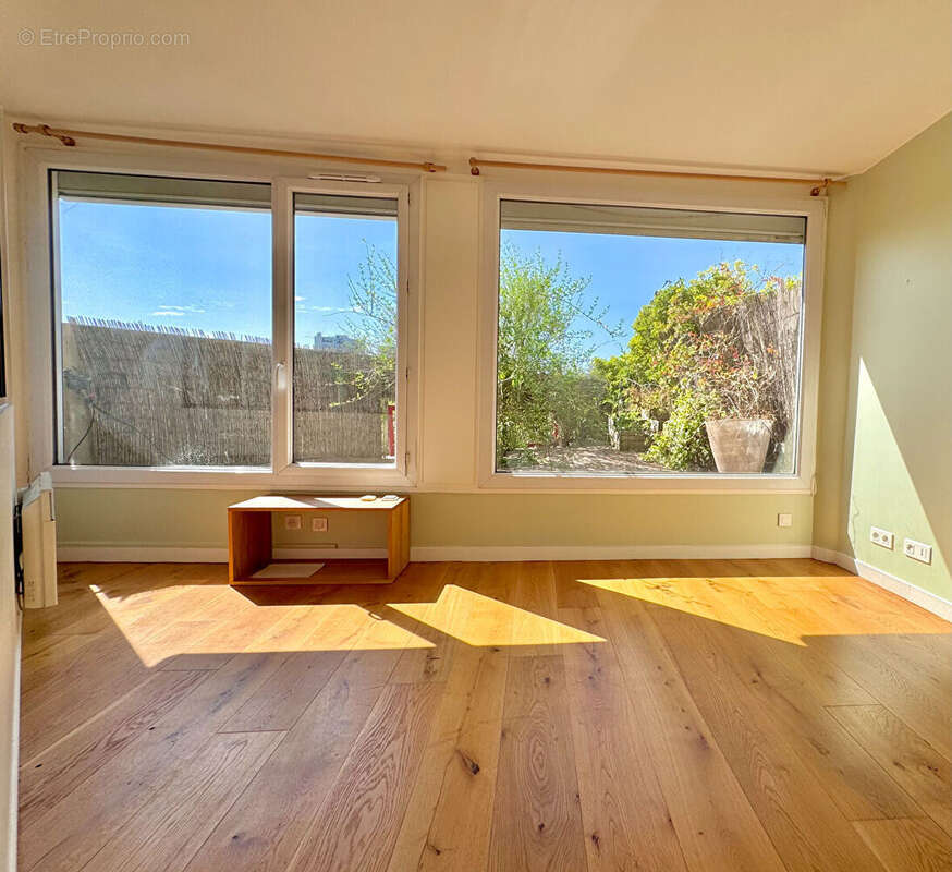 Appartement à AUBERVILLIERS