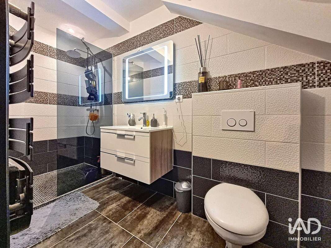 Maison 169 m² à Orgueil  - photo 5