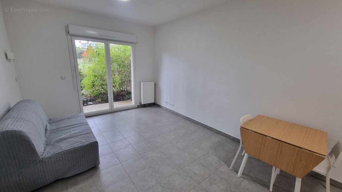 Appartement à JUVIGNAC