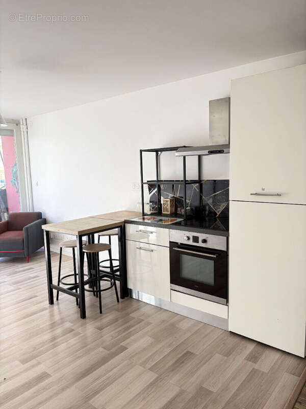Appartement à MARSEILLE-5E