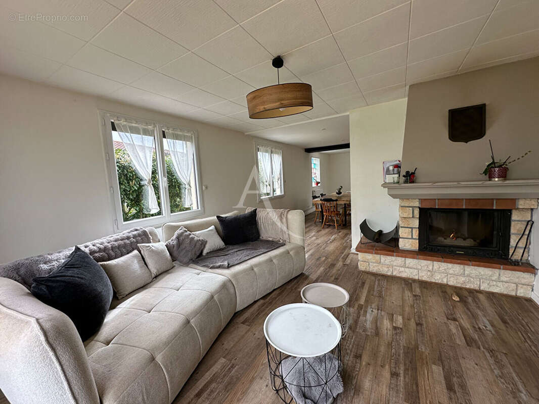 Maison de plain-pied à Rochefort .126 m² .Secteur Merleau Ponty - photo 7