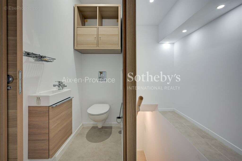 Duplex 175 m² en rez-de-chaussée avec jardin privatif – Quartier Mazarin, Aix-en-Provence - photo 18