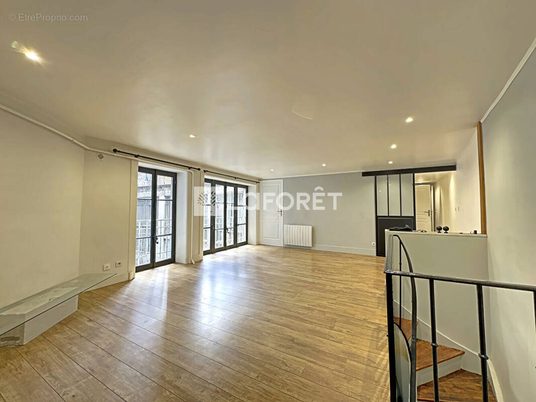 Appartement à SAINT-ETIENNE