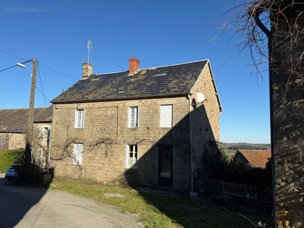 Maison à BUSSIERES
