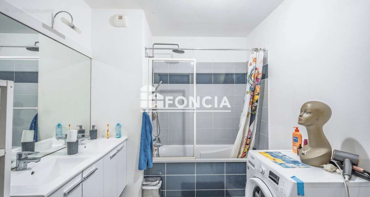 EXCLUSIVITE FONCIA quartier MALAKOFF : grand T4 de 85,36 m2 avec très grand balcon-terrasse en  L de 38,47 m2. Proximité immédia - photo 16