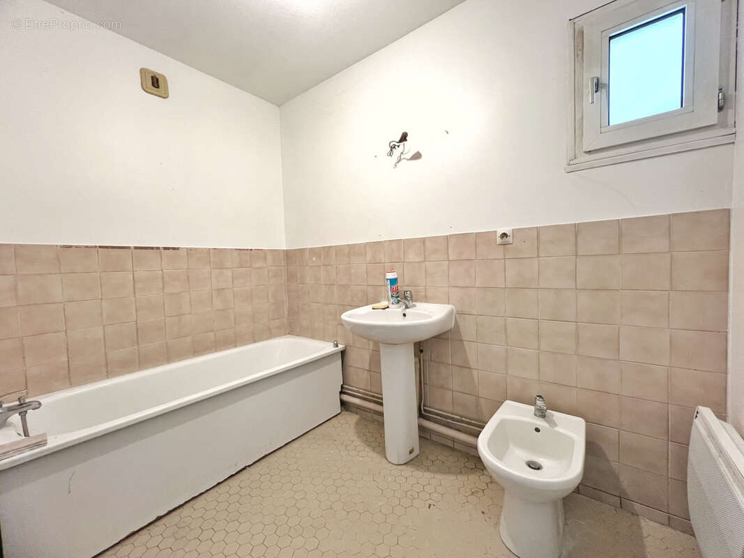 Appartement à LYON-8E