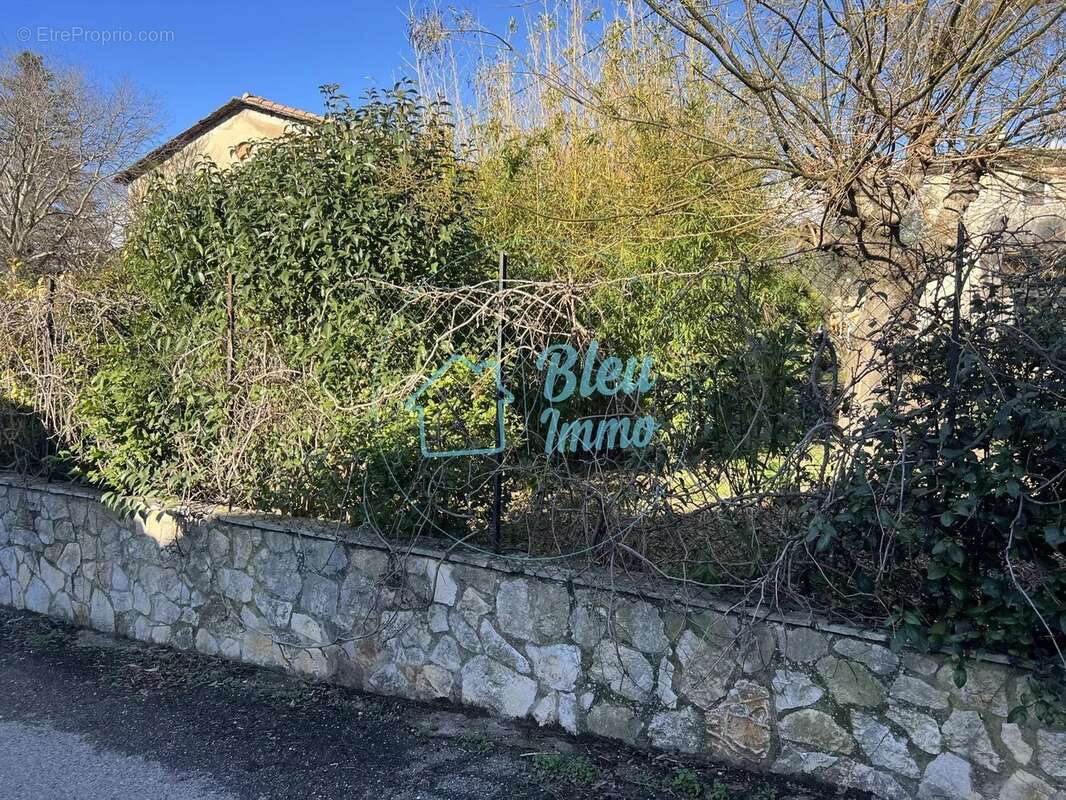 Terrain à MONTARNAUD