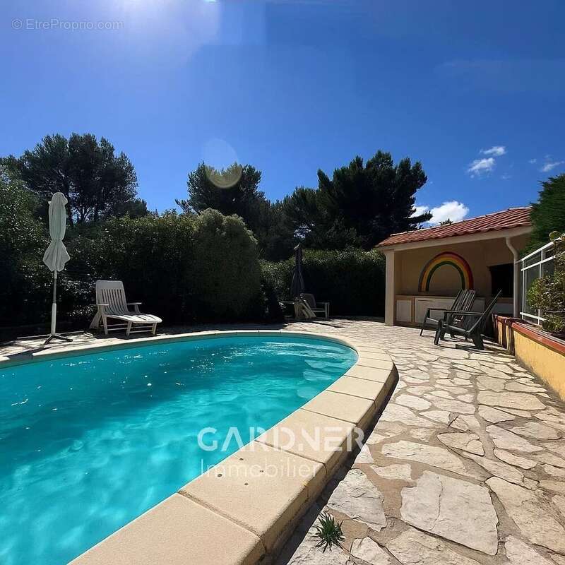 Maison à CARNOUX-EN-PROVENCE