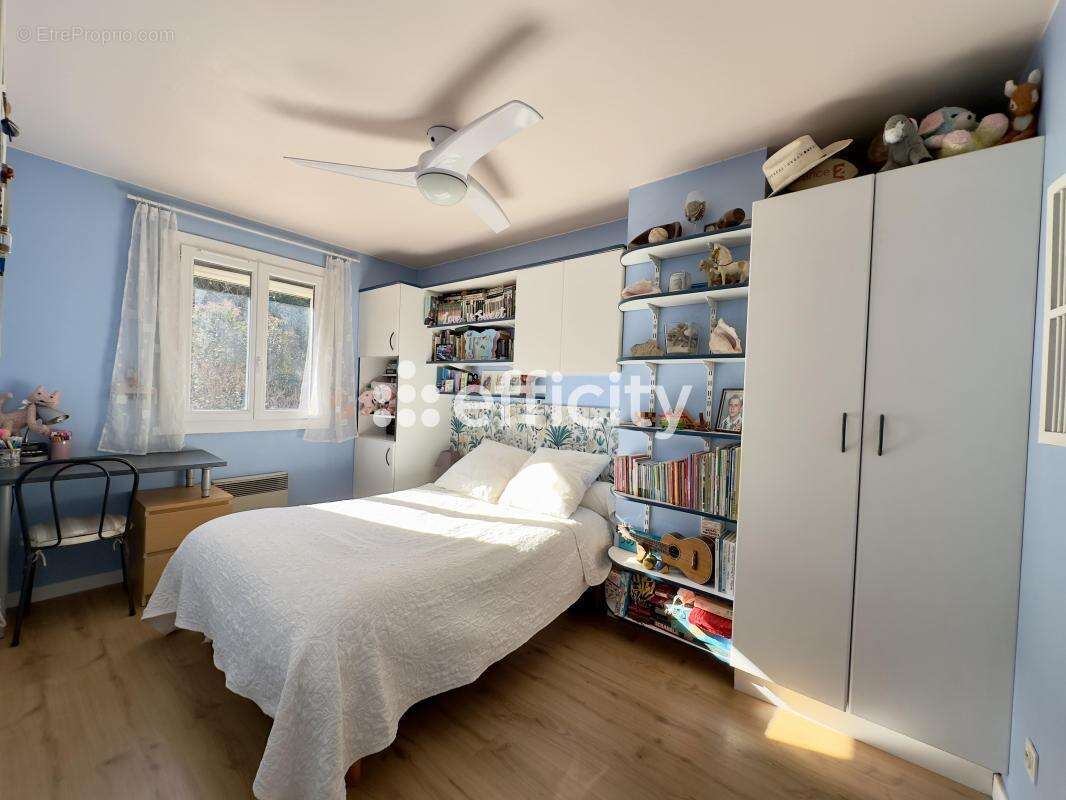 Maison à ENSUES-LA-REDONNE