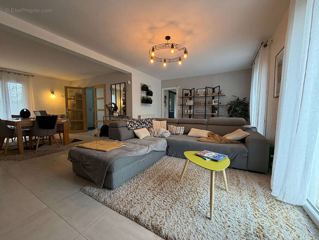 Maison à VERNEUIL-SUR-SEINE