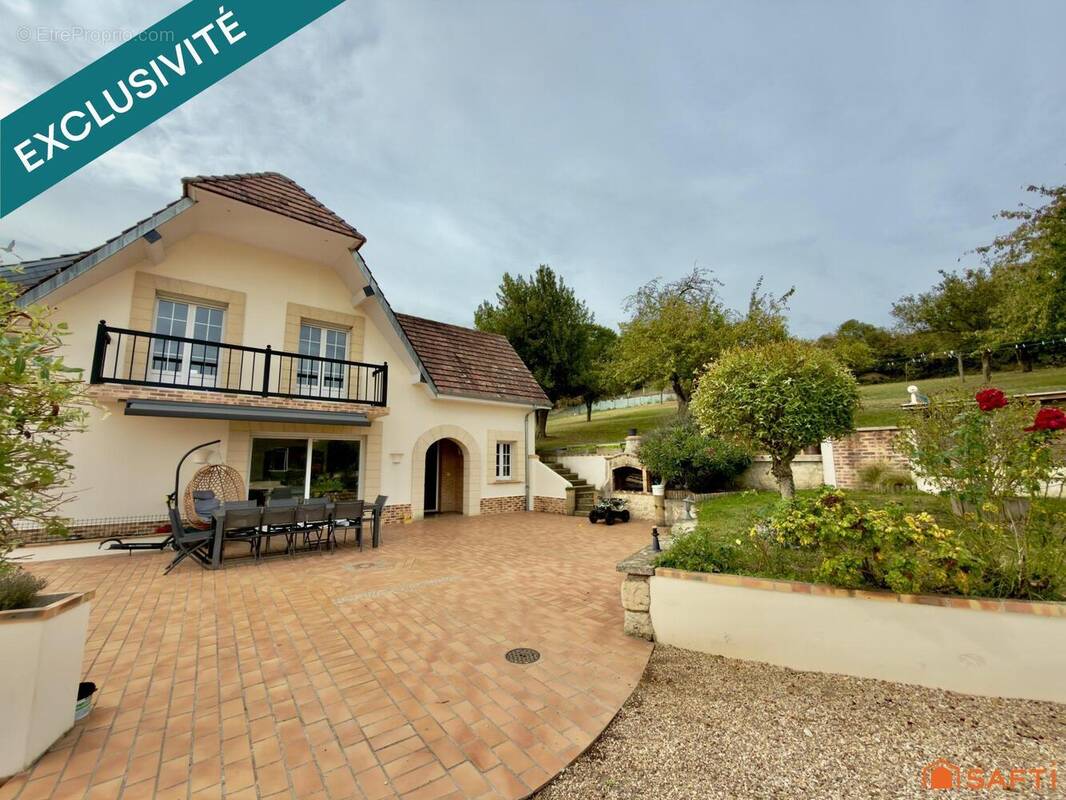 Photo 1 - Maison à OISSEL