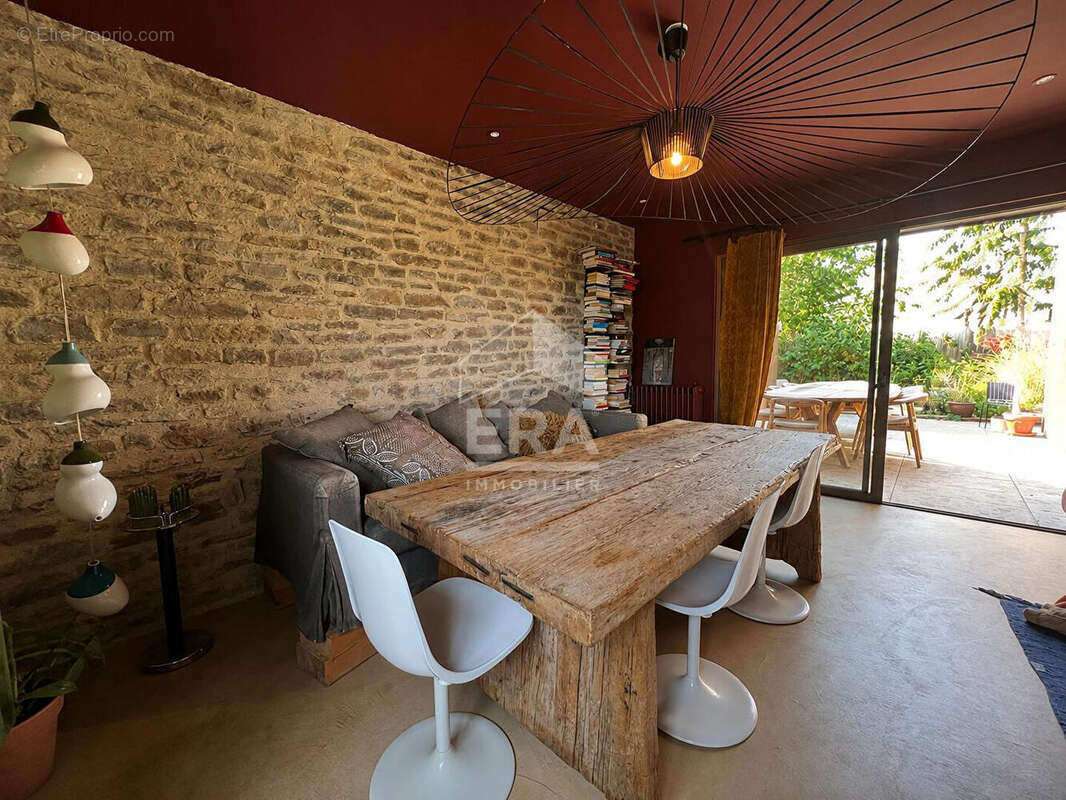 Demeure 220m² à mazerolles-le-salin - photo 3