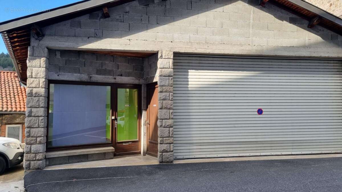 Appartement à DUNIERES