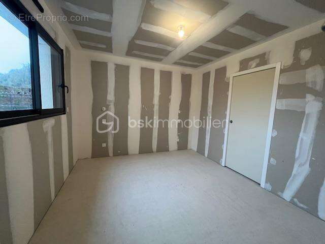 Maison à AMFREVILLE-LA-MI-VOIE