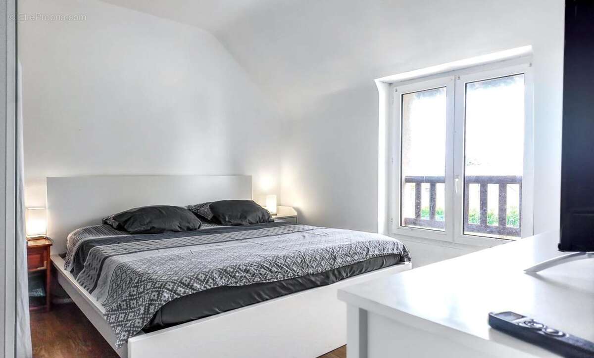 Maison à DOL-DE-BRETAGNE