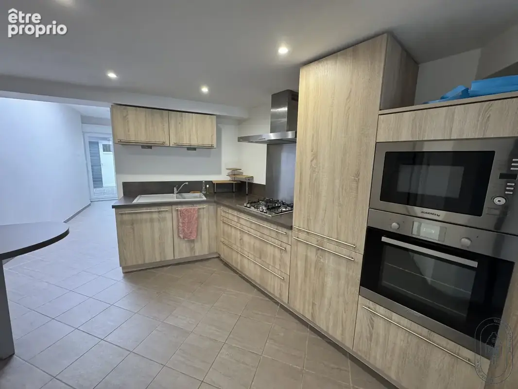 Maison 4 pièces 79 m² à vendre à Bergues (59380) - photo 2