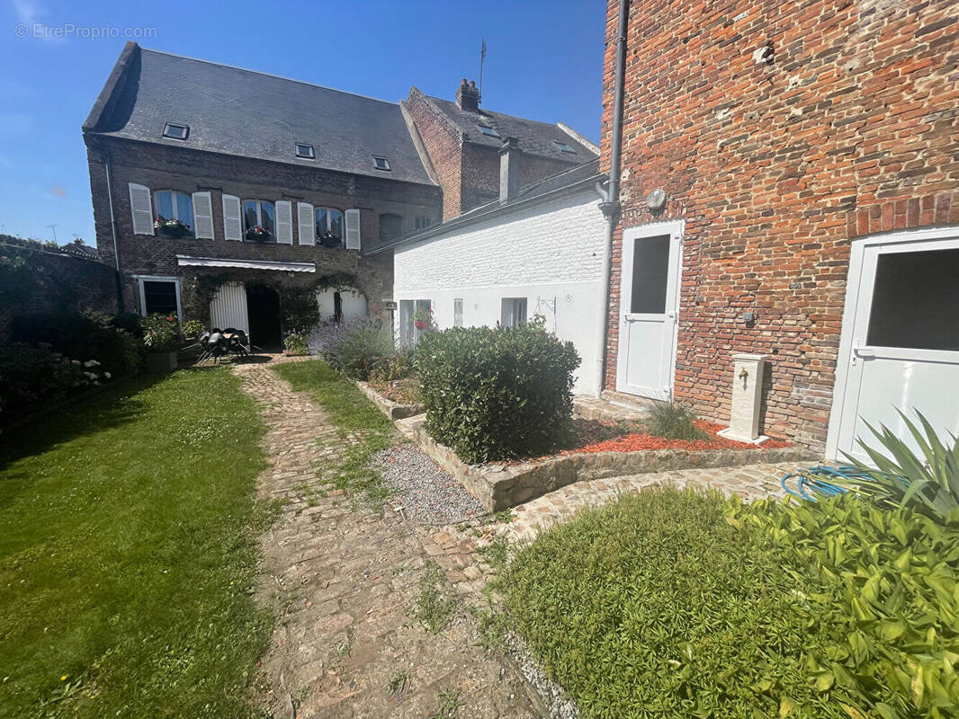 Appartement à GUISE