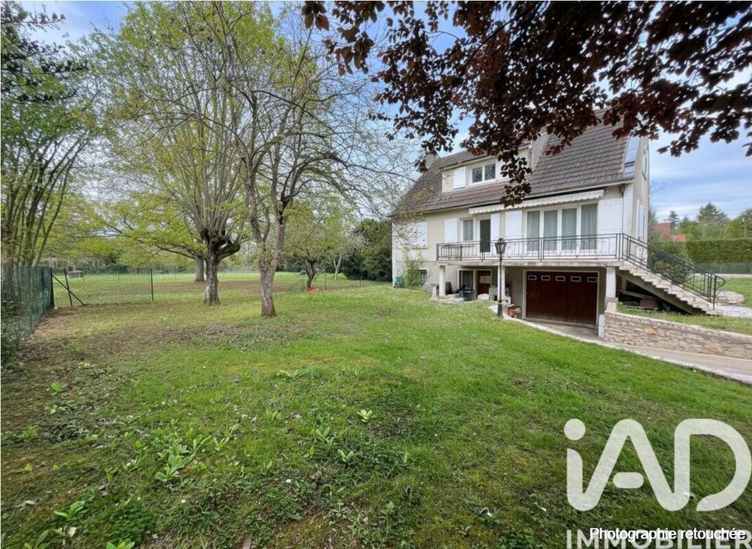 Photo 4 - Terrain à GERMIGNY-L'EVEQUE